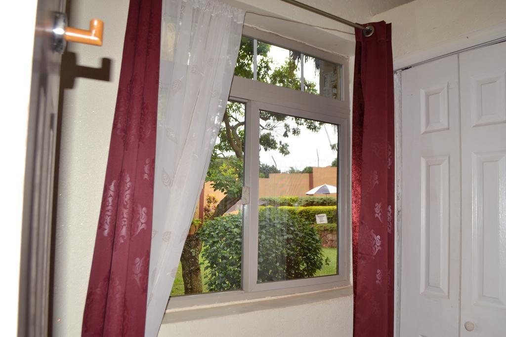 אנטבה Executive Airport Hotel מראה חיצוני תמונה